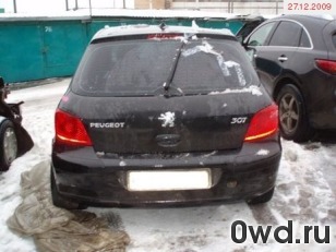 Битый автомобиль Peugeot 307