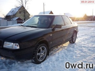 Битый автомобиль Audi 80