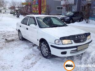 Битый автомобиль Nissan Sunny