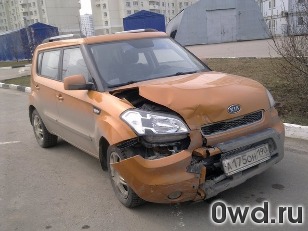 Битый автомобиль Kia Soul