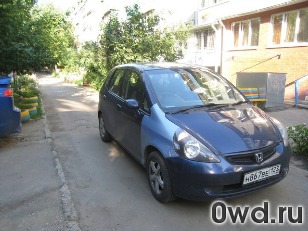 Битый автомобиль Honda Fit