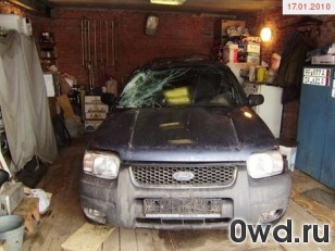 Битый автомобиль Ford Escape