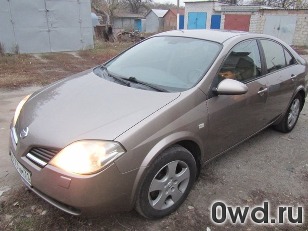 Битый автомобиль Nissan Primera