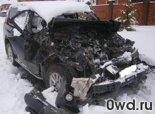 Битый автомобиль Toyota Land Cruiser Prado