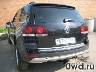 Битый автомобиль Volkswagen Touareg