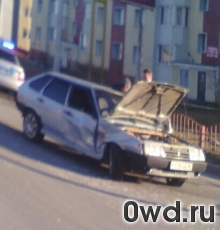 Битый автомобиль LADA (ВАЗ) 2109
