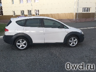 Битый автомобиль SEAT Freetrack