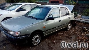 Битый автомобиль Nissan Sunny