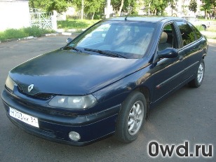 Битый автомобиль Renault Laguna