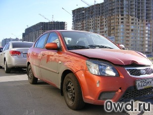 Битый автомобиль Kia Rio