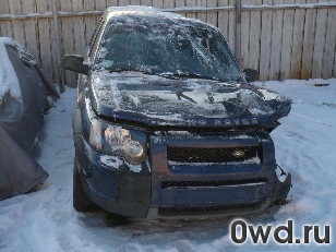 Битый автомобиль Land Rover Freelander