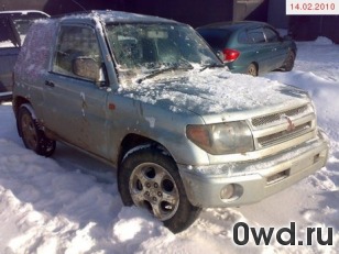 Битый автомобиль Mitsubishi Pajero