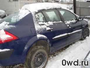 Битый автомобиль Renault Megane