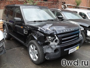 Битый автомобиль Land Rover Discovery