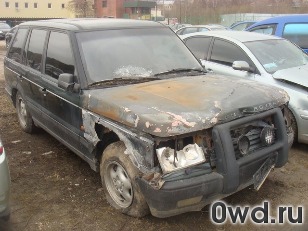 Битый автомобиль Land Rover Range Rover