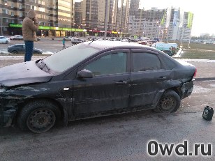 Битый автомобиль Ford Focus