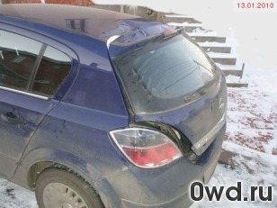 Битый автомобиль Opel Astra