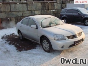 Битый автомобиль Mitsubishi Galant