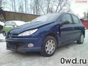 Битый автомобиль Peugeot 206