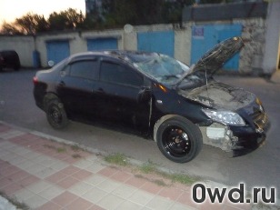 Битый автомобиль Toyota Corolla