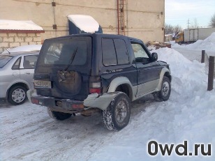 Битый автомобиль Mitsubishi Pajero