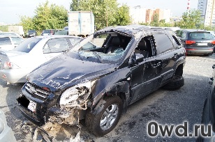 Битый автомобиль Kia Sportage