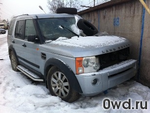 Битый автомобиль Land Rover Discovery