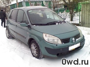 Битый автомобиль Renault Scenic