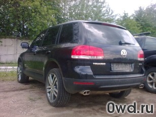 Битый автомобиль Volkswagen Touareg