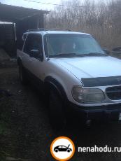 Битый автомобиль Ford Explorer