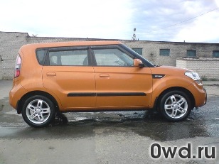 Битый автомобиль Kia Soul