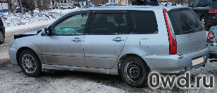 Битый автомобиль Mitsubishi Lancer Cedia Wagon