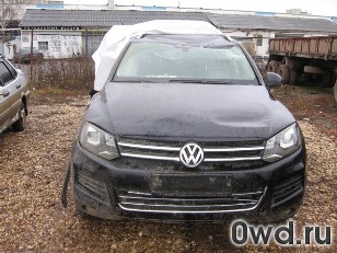 Битый автомобиль Volkswagen Touareg