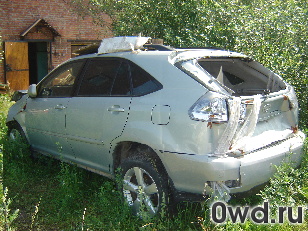 Битый автомобиль Lexus RX