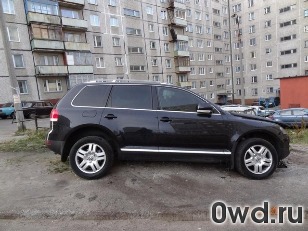 Битый автомобиль Volkswagen Touareg