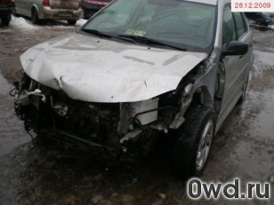 Битый автомобиль Pontiac Vibe