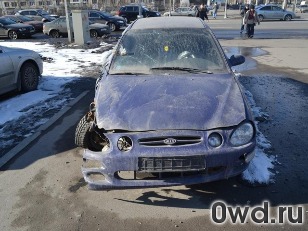 Битый автомобиль Kia Shuma