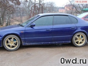 Битый автомобиль Subaru Legacy