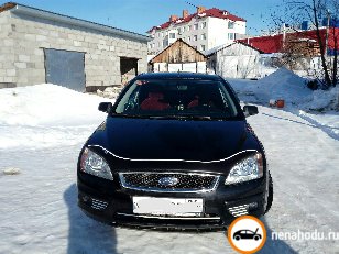 Битый автомобиль Ford Focus