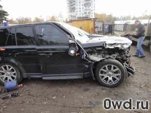 Битый автомобиль Land Rover Range Rover Sport