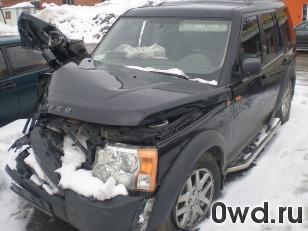 Битый автомобиль Land Rover Discovery