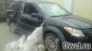 Битый автомобиль Pontiac Vibe