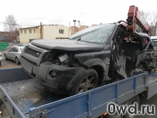 Битый автомобиль Land Rover Freelander