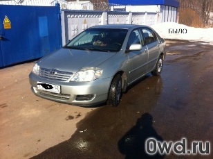 Битый автомобиль Toyota Corolla