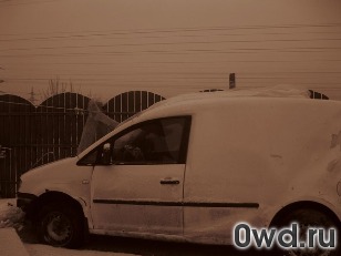 Битый автомобиль Volkswagen Caddy