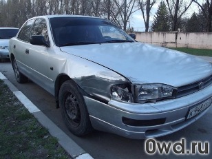 Битый автомобиль Toyota Camry