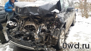 Битый автомобиль Mitsubishi Outlander XL