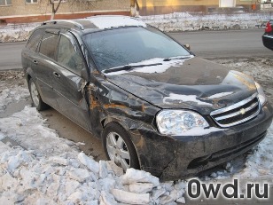 Битый автомобиль Chevrolet Lacetti