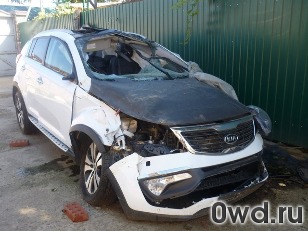 Битый автомобиль Kia Sportage