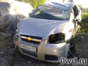 Битый автомобиль Chevrolet Aveo